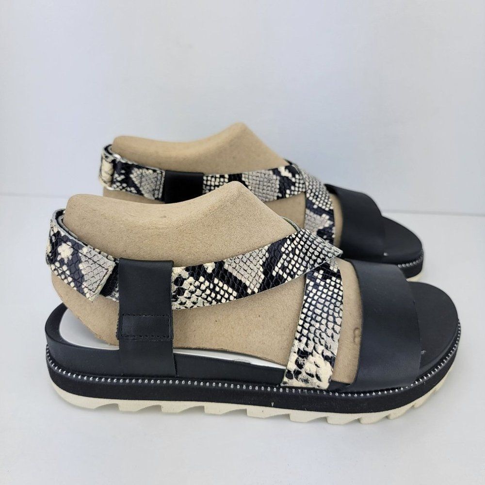 Sorel Womens Size 8.5 Black Snake Roaming Criss Cross Ankle Slingback Leather Sa - Picture 3 of 7